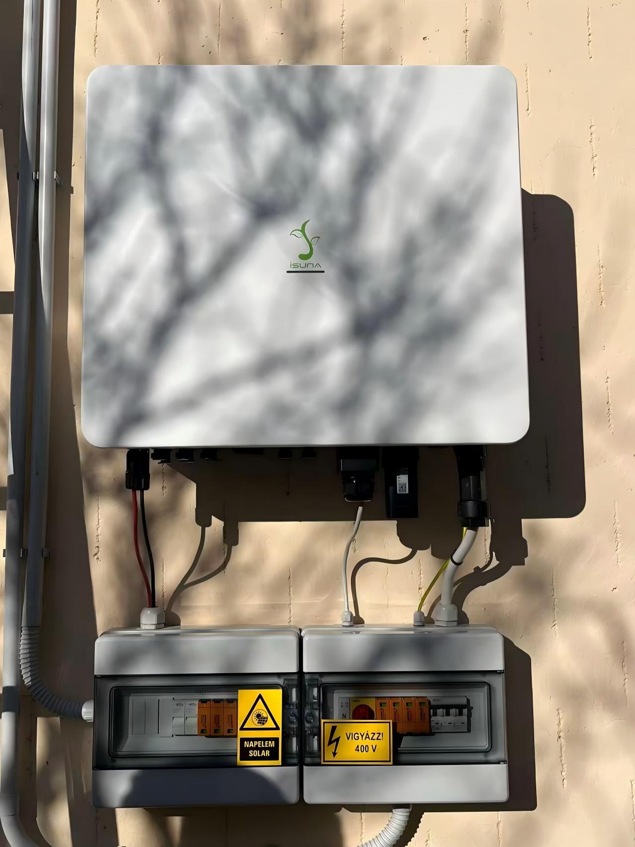 3 phase HV hybrid inverter 10kW Hungary.jpg